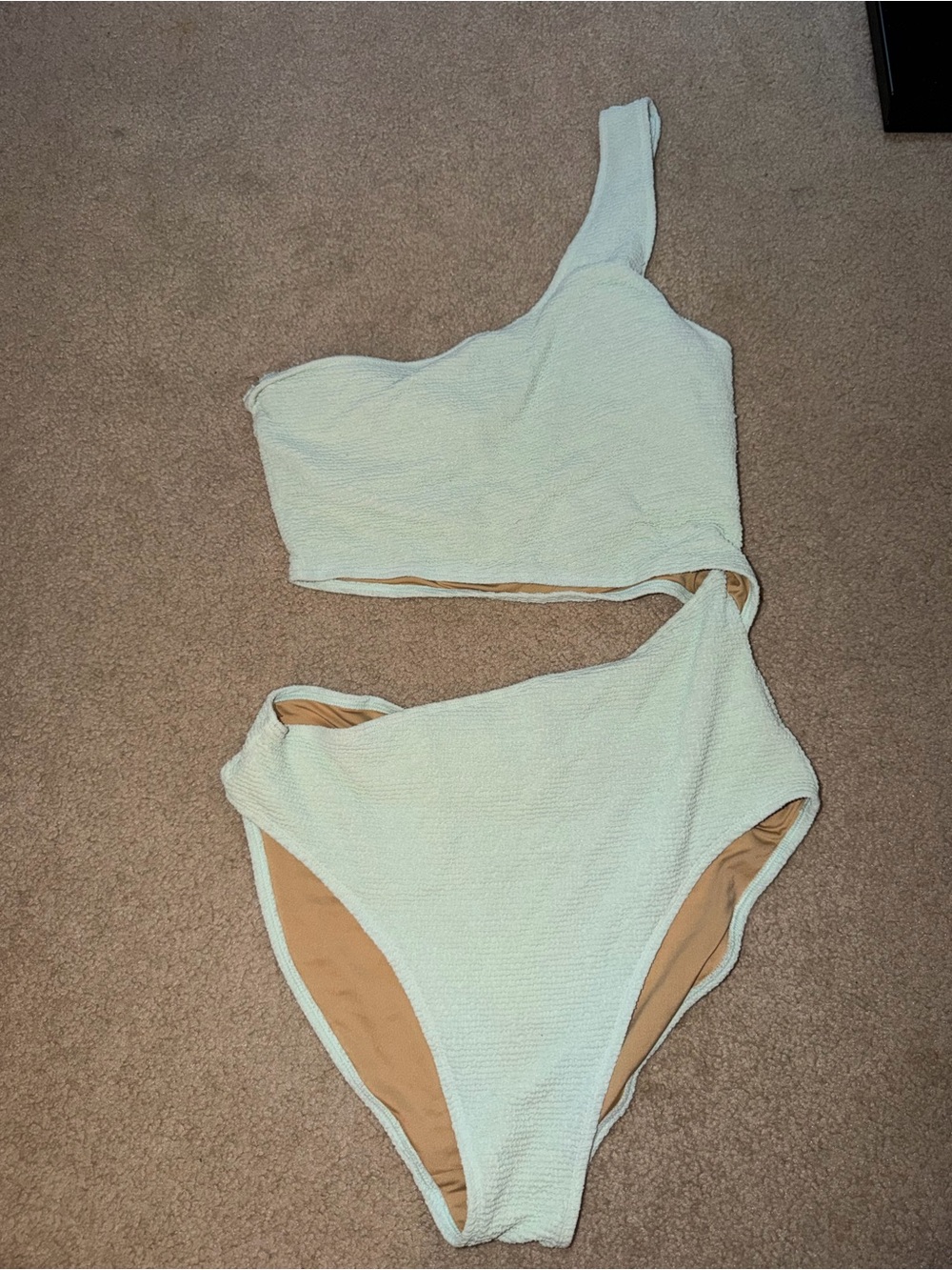Old Navy One-Shoulder Textured One-Piece Swimsuit in Off-White